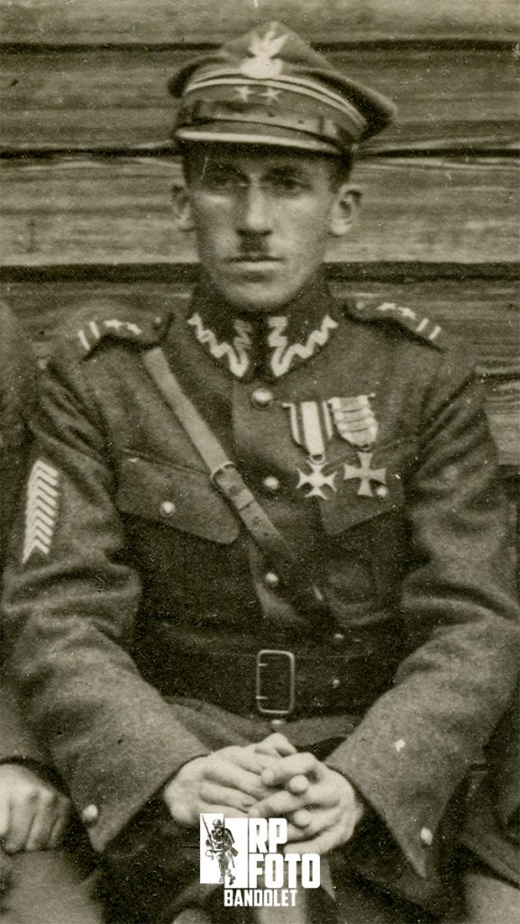 ppłk. Zdzisław Maćkowski - dowódca 7 Pułku Piechoty Legionów czterokrotnie odznaczony Krzyżem Walecznych, kawaler orderu Virtuti Militari 5kl.
